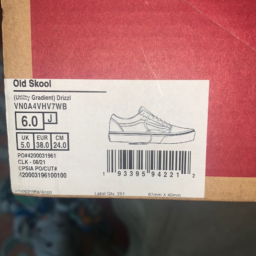 Junior Vans Old Skool Shoes - Picture 3 of 4